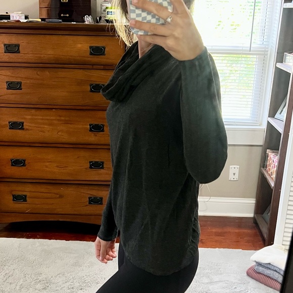 Lou & Grey | Cowl Neck Sweatshirt - Picture 2 of 5